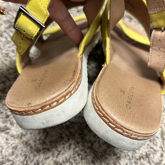 Caslon Leather Yellow Sandals - Picture 6 of 7